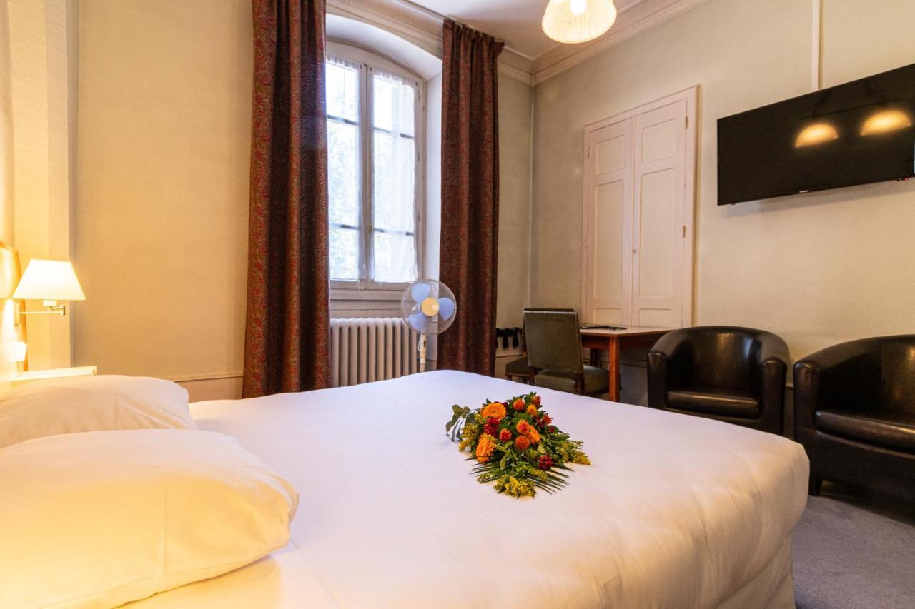 Hotel Des Bains Aix-les-Bains Bagian luar foto