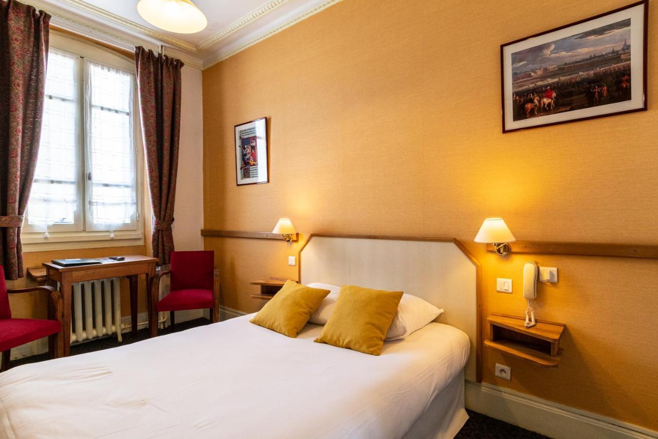 Hotel Des Bains Aix-les-Bains Bagian luar foto